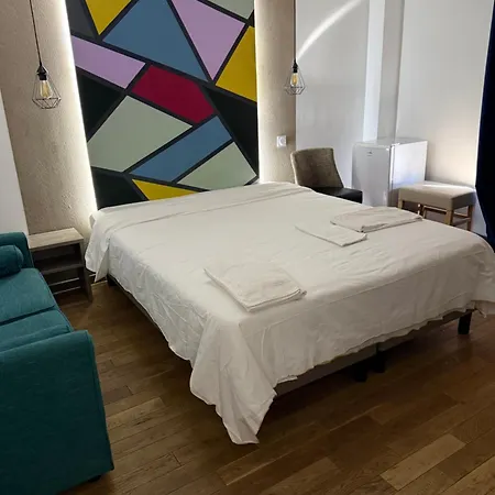 Alma Hotel Courbevoie
