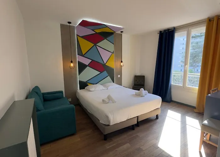 Otel Alma *